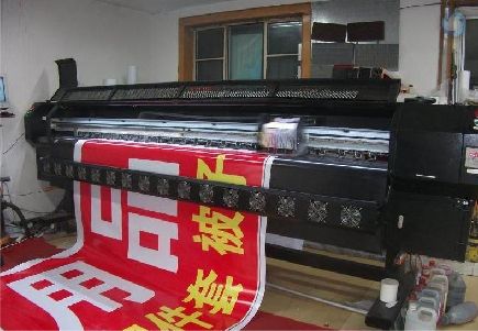 丹阳喷绘广告分辨率是多少？