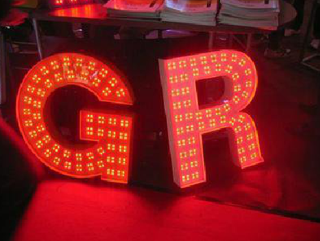 丹阳LED发光字有哪些优势？